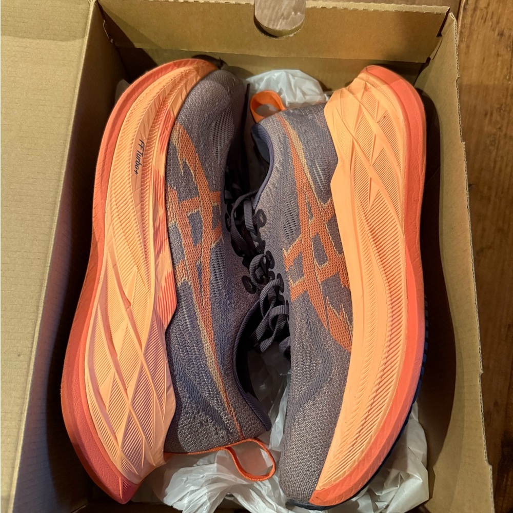 Asics Superblast 2, color greyish purple/coral reef in size 8